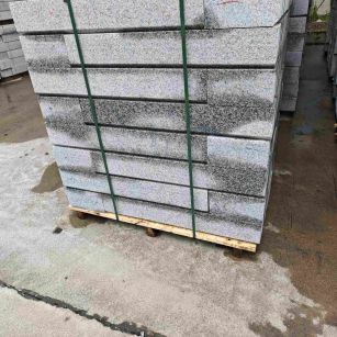 四川芙蓉白路牙石，马路牙子