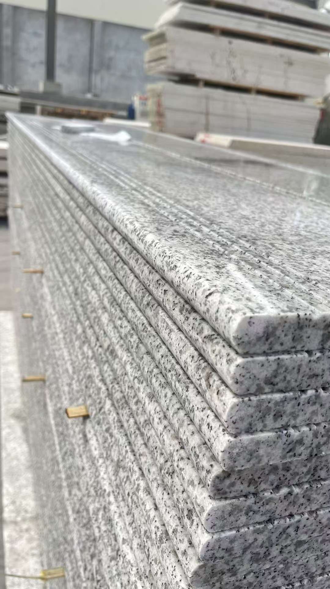 四川芝麻白楼梯踏步 花岗岩楼梯板材