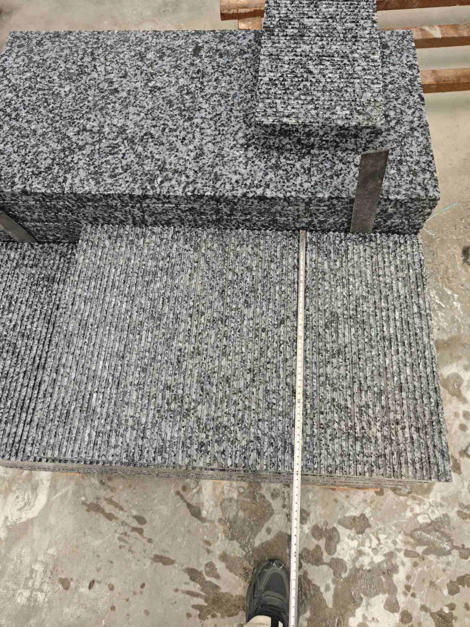 四川芝麻黑拉丝面