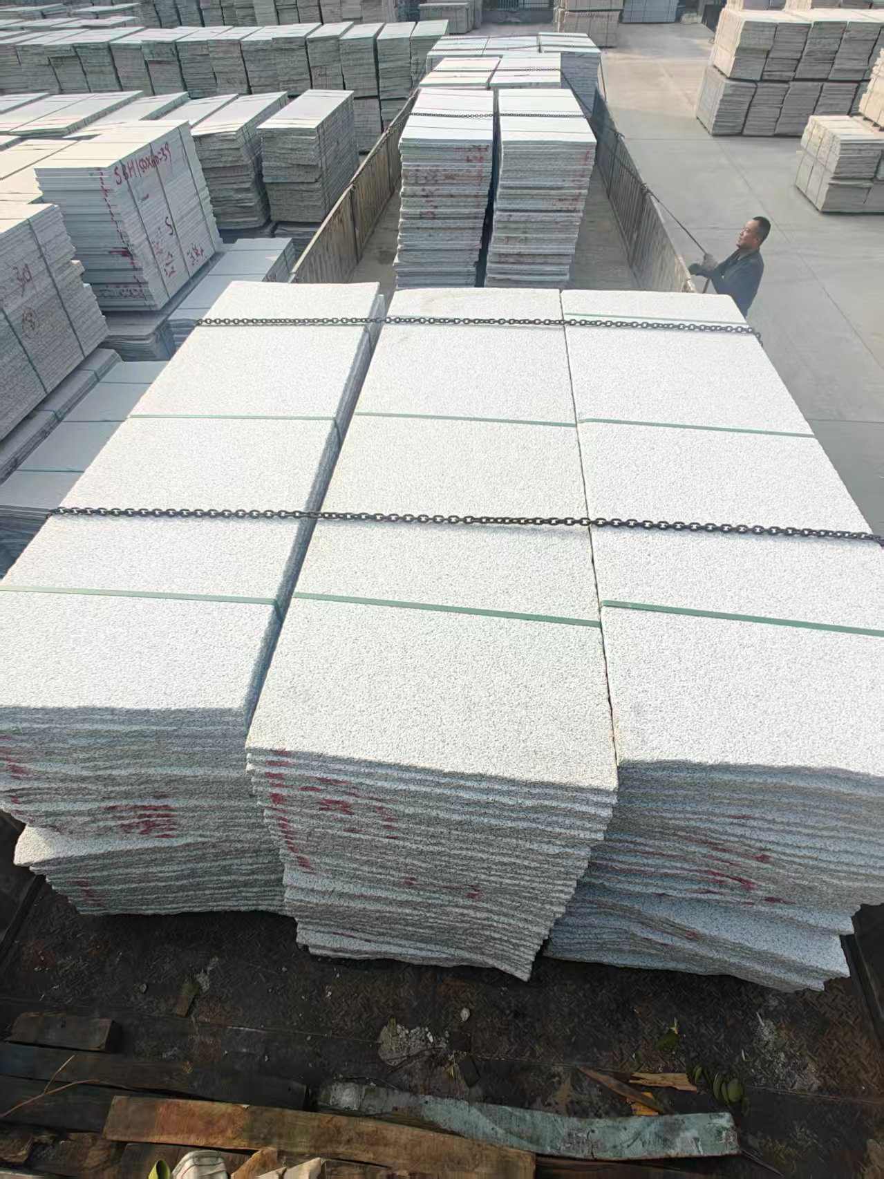 四川芝麻白毛板，石材毛板