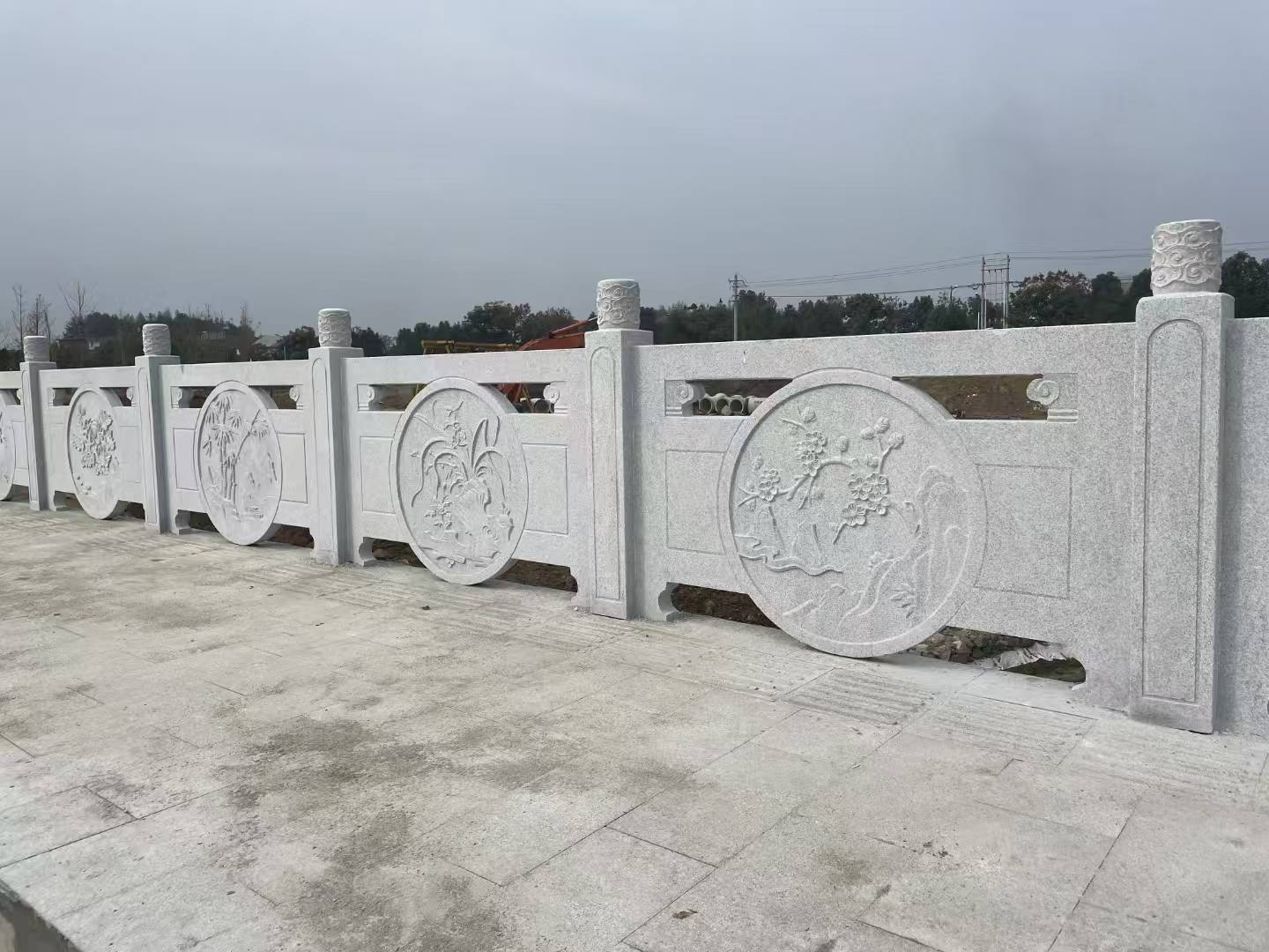 四川芝麻白河道栏杆 石材栏杆